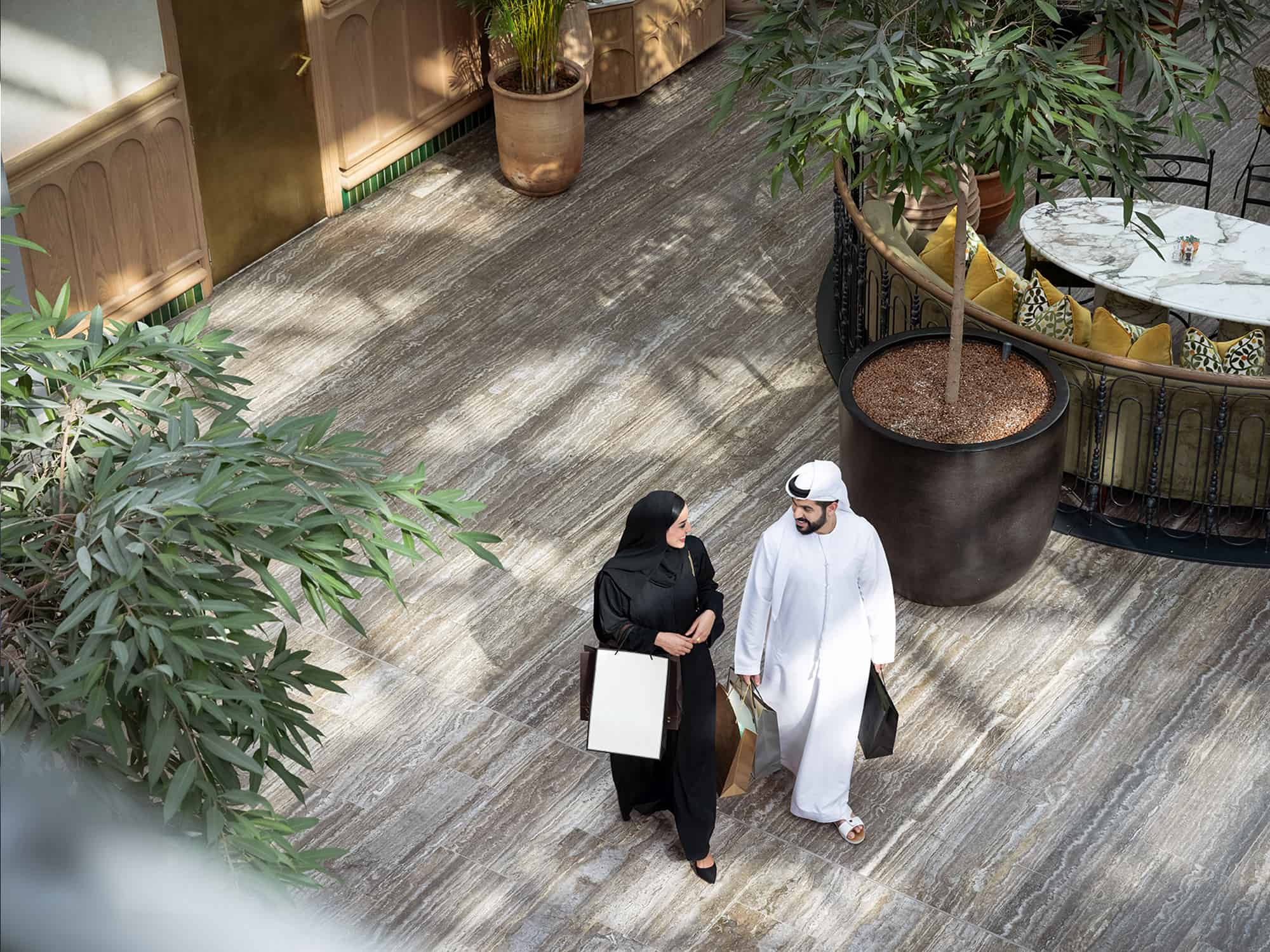 Emirati Visa Signature Debit Card